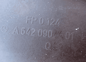 Obudowa filtra powietrza W212 3.0 cdi A6420903601 radom 3