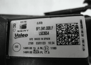 Seat arona lift ibiza v 6F full led lampa przednia prawa 14