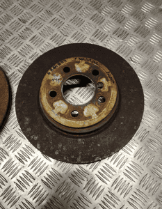 BMW F30 F31 F32 TARCZA HAMULCOWA TYŁ 6864899 4