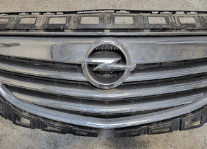 ATRAPA GRILL ZNACZEK Europa Opel Insignia A 08- EU 3