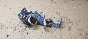 Zawias zawiasy drzwi lewy przód para Audi A8 D3 4E0831411A 2