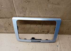 Ramka radia konsoli dekor VW Passat B6 3C0858069P 3