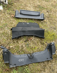 MERCEDES SLK 171 plastik dywan roleta nakładka boczek bagaznika 8