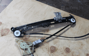 Mechanizm szyby lewy przedni audi A7 C7 4G8837461B 2015 2