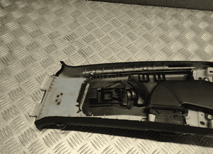 AUDI Q7 OSŁONA SŁUPKA B POSZYCIE PRAWE 10