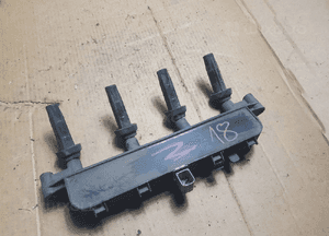 } Cewka zapłonowa peugeot citroen 1.4 HITACHI 133818 1