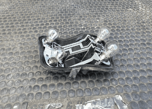 Wklad Lampa Lampy Oprawa Zarowki Mocowanie Tyl Prawy Tylne AUDI A4 B7 Sedan 10