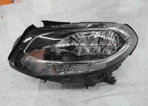 Mercedes 246 lift lampa przednia lewa 1
