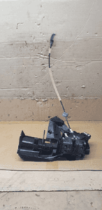 Zamek drzwi lewy przód przedni lewy Ford Focus MK2 Lift 3M5A-R21813-ET 1