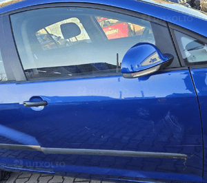 VW Golf 5 V  Plus  drzwi przód przednie prawe   LC5J 2