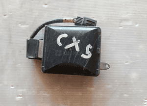 Mazda CX5 CX-5 radar sensor prawy KD49-67Y80A 1