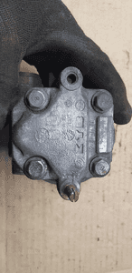 Pompa wspomagania kierownicy VW Golf IV 4 1J0422154A 5