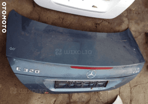 MERCEDES E 211 klapa tył tylna sedan czarna granatowa srebrna 3