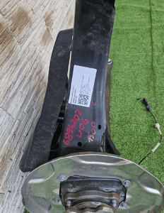 ZWROTNICA LEWA WACHACZ TYŁ BMW 2 U06 6894207 2