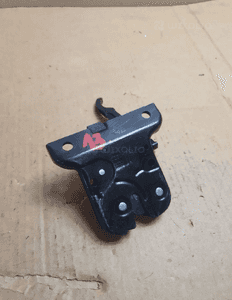 Zamek klapy tylnej 8P3827505 audi A3 8P 03-06 5