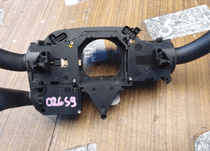 Przelacznik 8E0953549R 4E0953521 4E0953503B Pajak Manetka Fis Modul Tempomat AUDI A4 B6 B7 Sedan 5