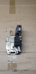 Zamek prawy przód BMW 3 E36 Europa 8122204 4