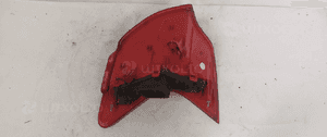 .  TYL TYLNA LAMPA PRAWA PEUGEOT 3008 3