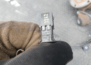 Zwrotnica Piasta Łożysko Czujnik ABS Tył Tylna Lewa Prawa Audi A4 B6 B7 Sedan Kombi 9