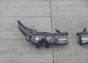 Toyota corolla E16 sedan lampa przednia prawa led oryginał 81130-02E71 2