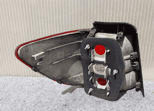 Lampa tył tylna prawa mercedes- benz w 245 b klasa 4