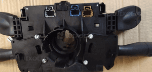 Peugeot 407 SW kombi przelacznik pod kierownice tasma 966113304XT 966113302XT 3