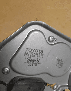 TOYOTA COROLLA VERSO AR10 SILNICZEK WYCIERACZKI SZYBY TYLNEJ 2596004010 2