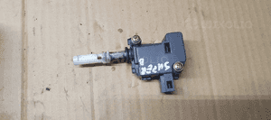 Silniczek siłownik zamka klapy bagażnika Skoda Superb 3B5827061C 3B0959781D 3
