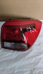 Lampa prawa tył tylna kia rio iv 4 w błotnik 1