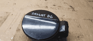 Klapka wlewu paliwa VW Passat B6 3C9809857 2