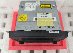 VW Volkswagen OE Radio RCD300 1K0057186JX 4