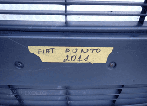 ZDERZAK PRZEDNI  FIAT PUNTO 2011ROK 2