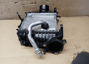 Intercooler chłodnica intercoolera Mercedes E-Klasa W213 2.0 CDI A6540900100 8