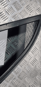 Audi Q3 8U szyba karoseryjna lewy tył 8U0845299 5