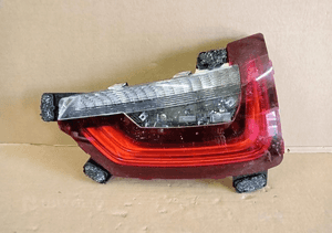 Lampa prawa tylna prawy tył bmw I3 I01 led 2013- 1