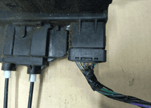 Nissan Murano I Z50 zamek drzwi tył tylny prawy lewy 2