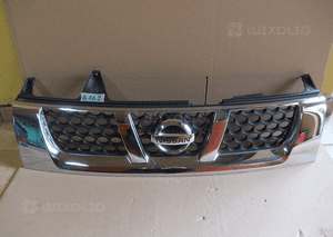 ATRAPA GRILL NISSAN NAVARA 02-05 1