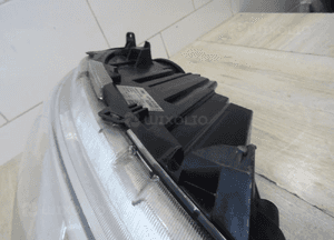 Mercedes Sprinter W907 W910 lampa prawa A9109060100 8