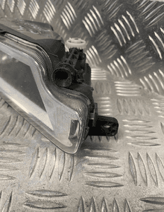 Halogen przeciwmgielny prawy vw passat B8 2014- 8