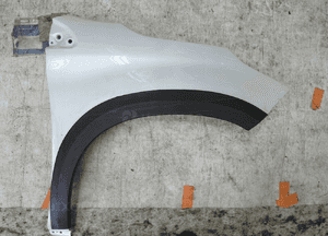 Peugeot 2008 lift podklepany błotnik przedni prawy 1
