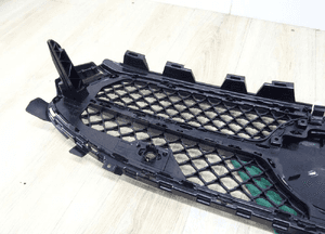 Mercedes CLA W118 Lift 21- Grill Atrapa Nowy 10