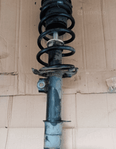 Amortyzator sprężyna lewy przód Opel Tigra B II 4