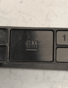 Opel insignia a obudowa ramka chłodnicy oryginał 11