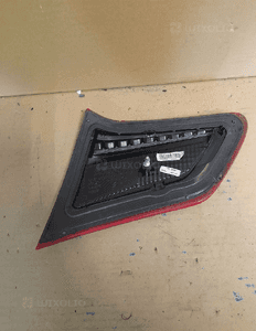 Citroen C4 II B7 HB Lampa Lewy Tył w Klapę 2
