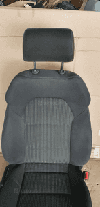 Fotel pasażera prawy przód przedni Audi A4 B6 2