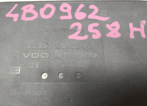 Moduł 4B0962258H Sterownik Komputer Komfortu Audi A6 C5 Europa 4