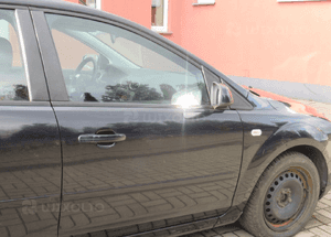 Drzwi przód przednie prawe ford focus MK2 V3 2004- 1