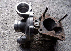 Mazda 3 6 2.2 d turbospręzarka SH01-13700 2
