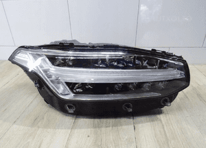Volvo XC90 II lampa full led Prawa EU 31655808 1