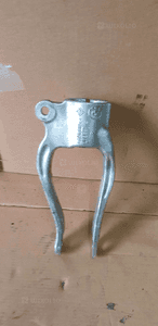 Mocowanie amortyzatora prawy przód BMW M5 G30 F90 686120003 1